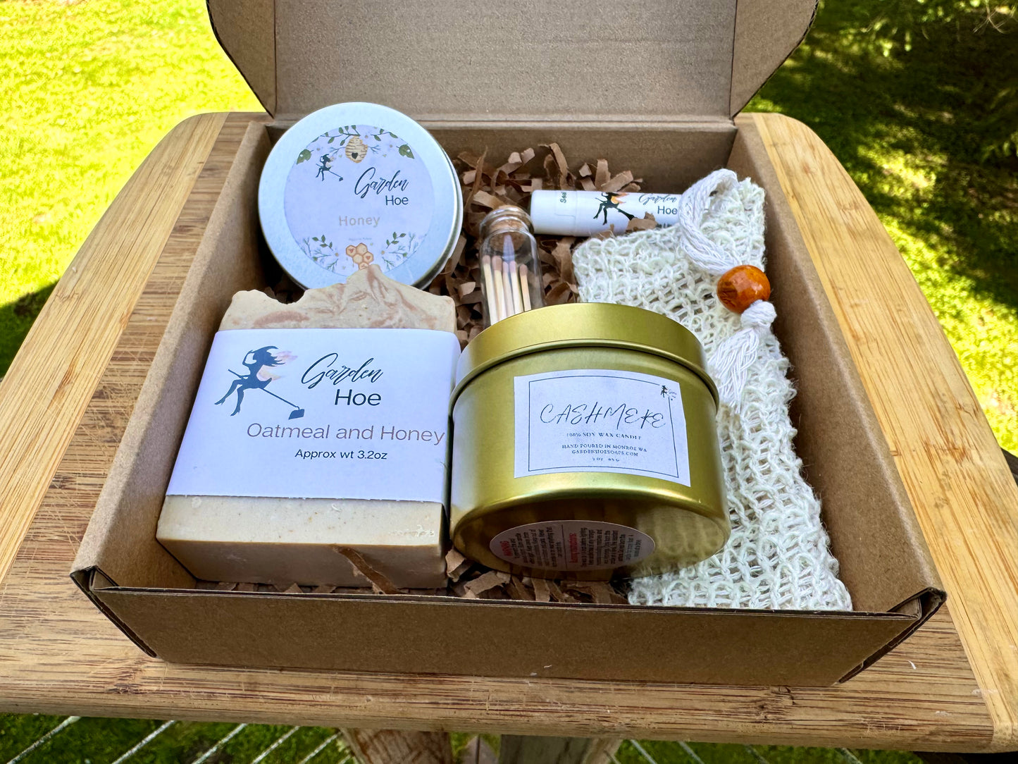 Oatmeal & Honey Deluxe Gift Box (Six Piece Set)