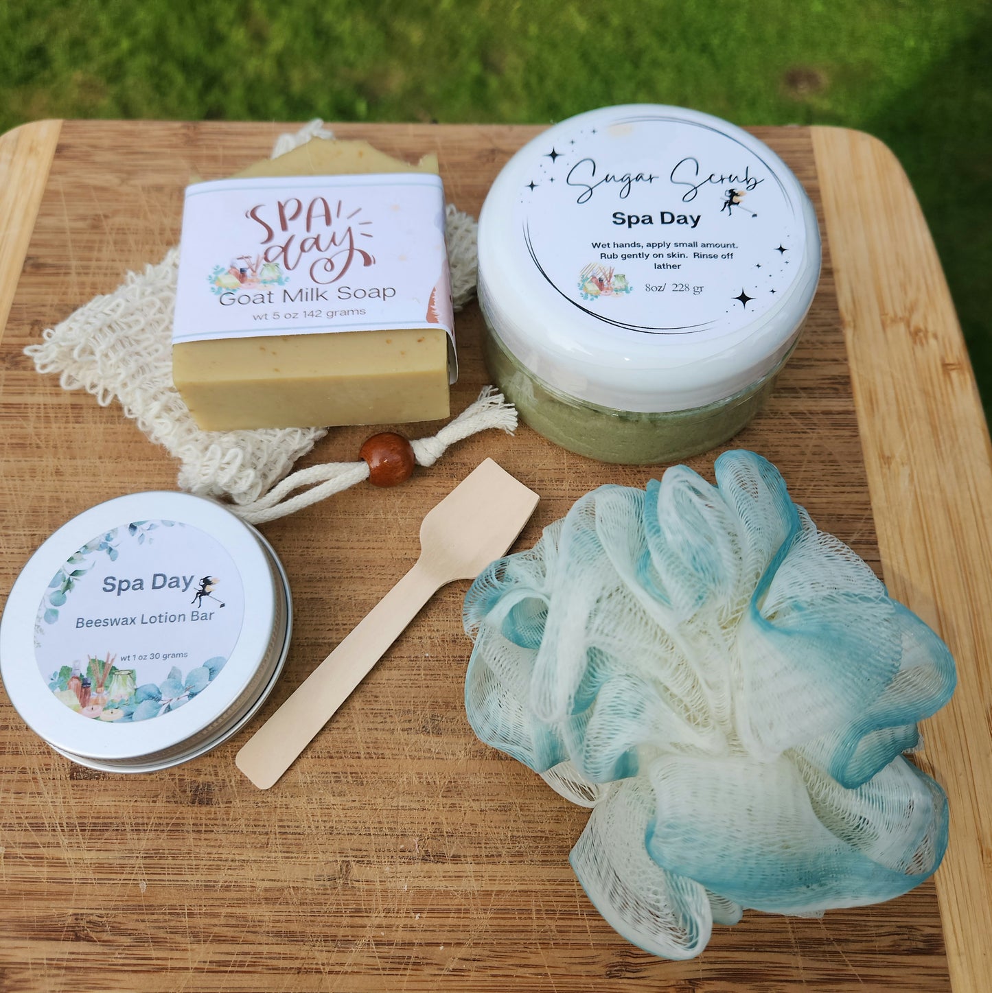 Spa Day Deluxe Gift Box (Six Piece Set)